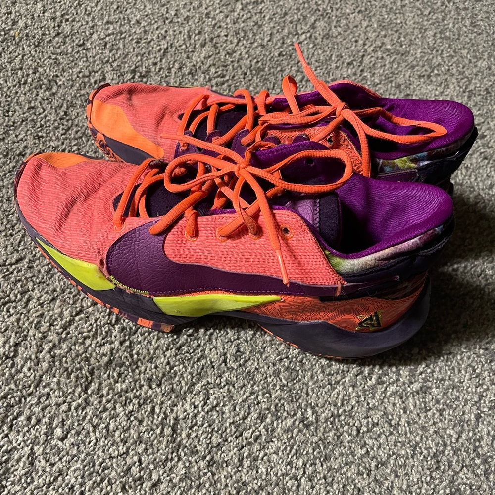 Men's Nike Zoom Freak 2